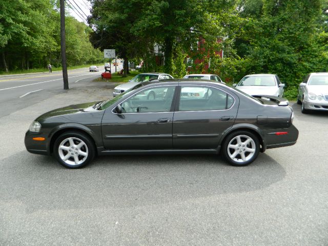 2002 Nissan Maxima Sport XLS 4x4