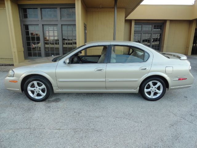 2002 Nissan Maxima SE