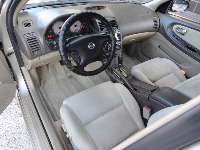 2002 Nissan Maxima SE