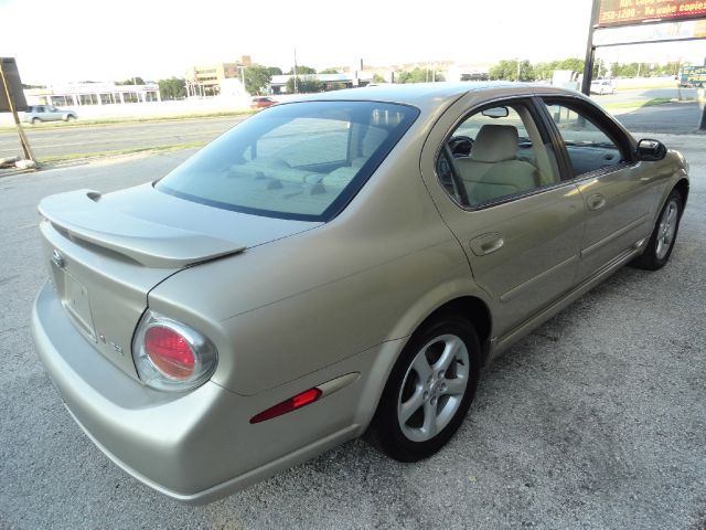 2002 Nissan Maxima SE