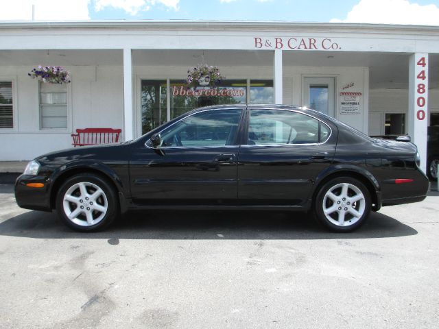 2002 Nissan Maxima SE