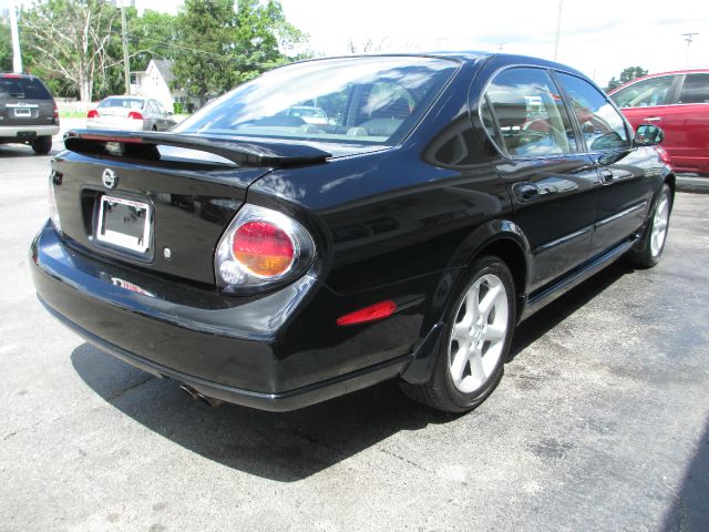 2002 Nissan Maxima SE