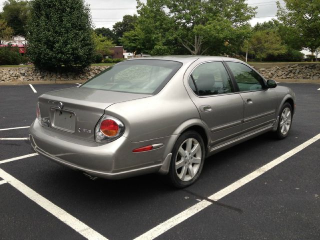 2002 Nissan Maxima 3.0 Quattro