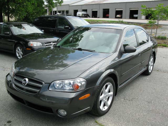 2002 Nissan Maxima SE