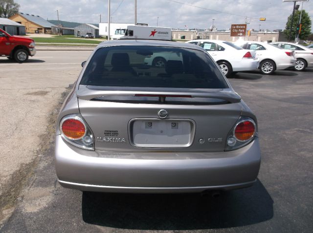 2002 Nissan Maxima 3.0 Quattro