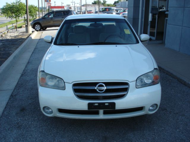 2002 Nissan Maxima SE