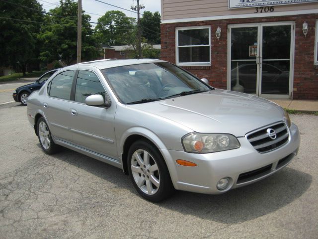 2003 Nissan Maxima SE