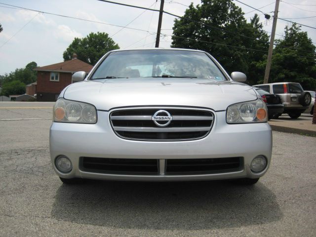 2003 Nissan Maxima SE