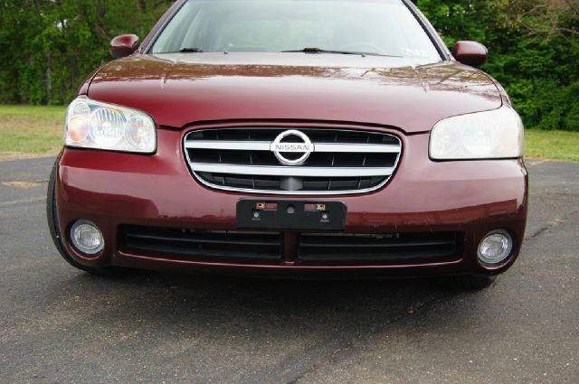 2003 Nissan Maxima LS Flex Fuel 4x4 This Is One Of Our Best Bargains