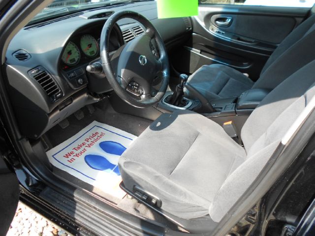 2003 Nissan Maxima SE