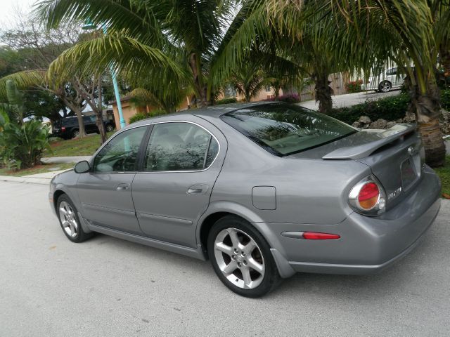 2003 Nissan Maxima SE