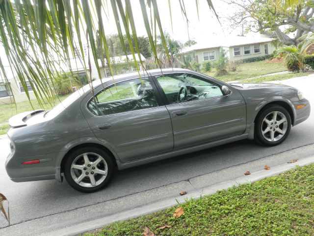 2003 Nissan Maxima SE