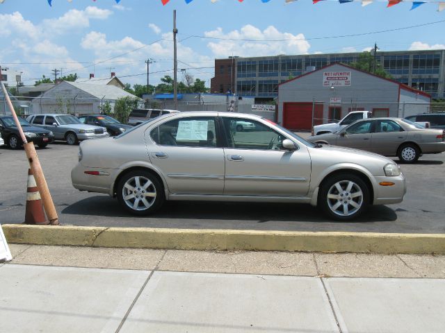 2003 Nissan Maxima SE