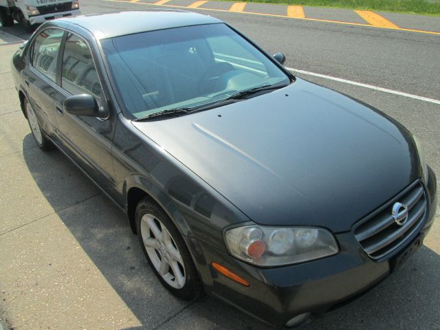 2003 Nissan Maxima SE