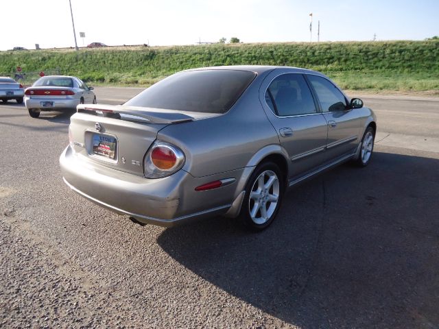 2003 Nissan Maxima SE