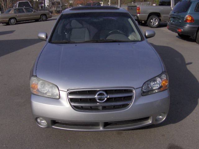 2003 Nissan Maxima SE