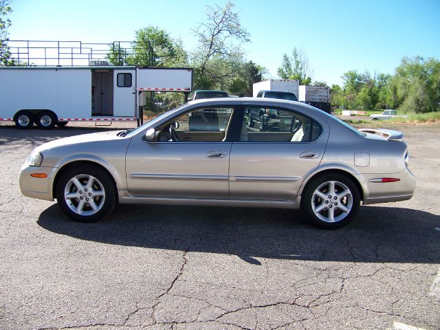 2003 Nissan Maxima SE