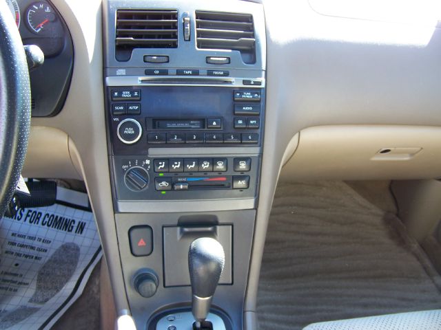 2003 Nissan Maxima SE