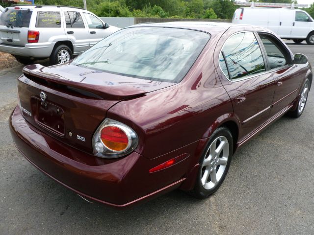 2003 Nissan Maxima SE