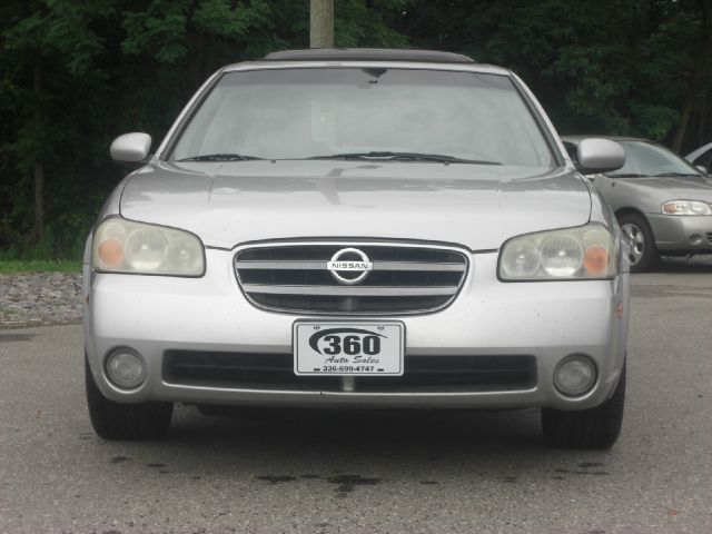 2003 Nissan Maxima SE