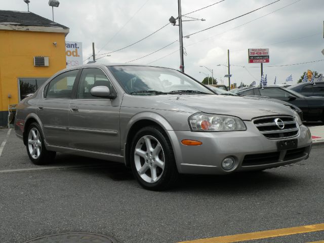 2003 Nissan Maxima SE