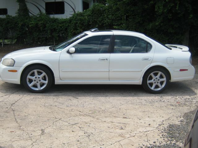 2003 Nissan Maxima SE