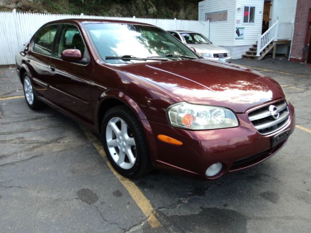 2003 Nissan Maxima SE