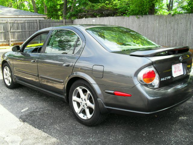 2003 Nissan Maxima SE