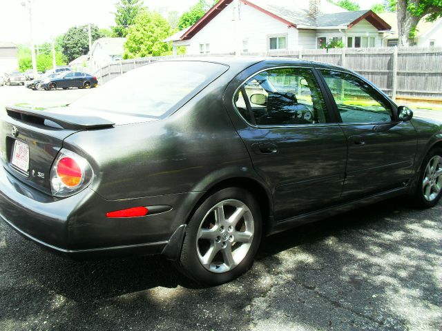 2003 Nissan Maxima SE