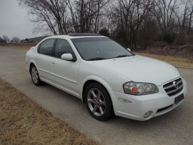 2003 Nissan Maxima SE