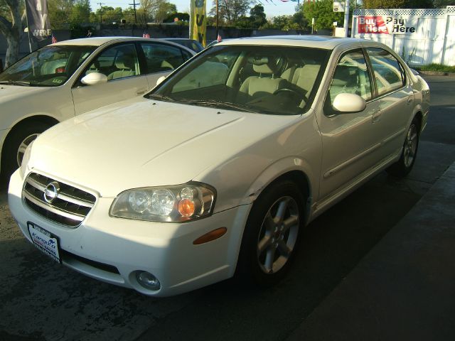 2003 Nissan Maxima SE