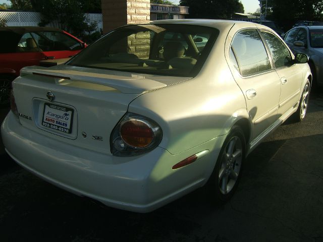 2003 Nissan Maxima SE