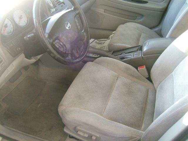 2003 Nissan Maxima SE