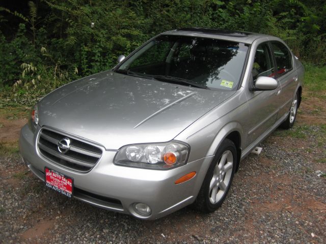 2003 Nissan Maxima SE