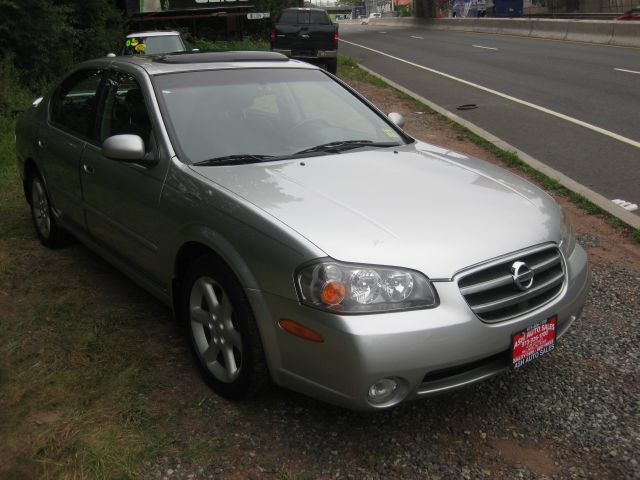 2003 Nissan Maxima SE