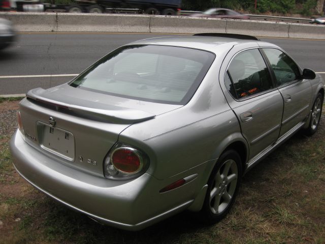 2003 Nissan Maxima SE