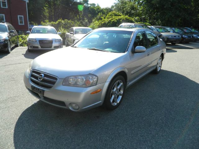 2003 Nissan Maxima SE