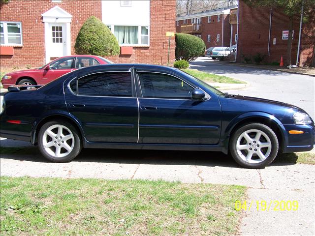 2003 Nissan Maxima Unknown