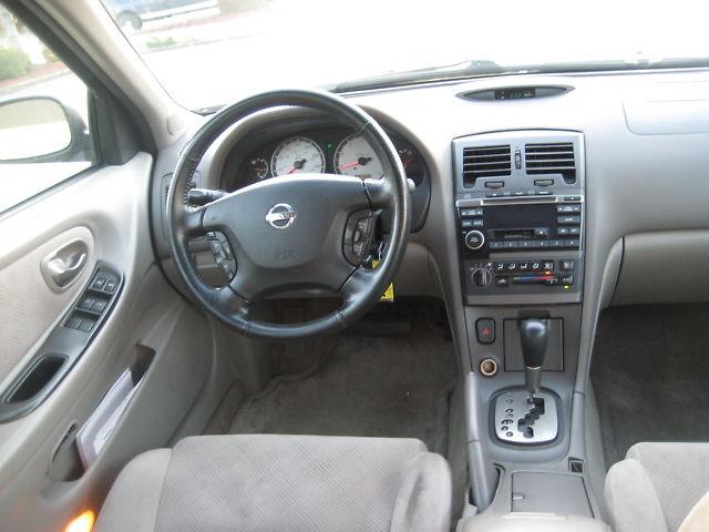 2003 Nissan Maxima Unknown