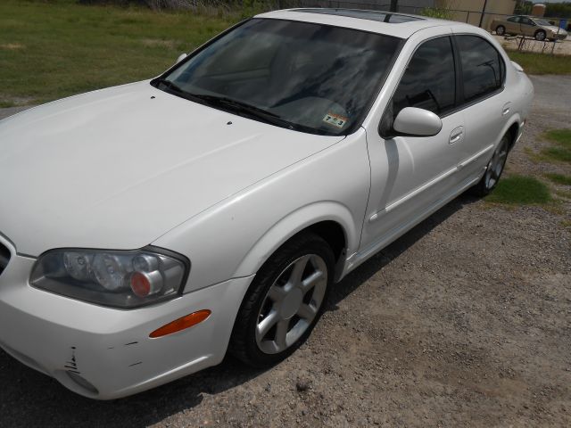 2003 Nissan Maxima SE