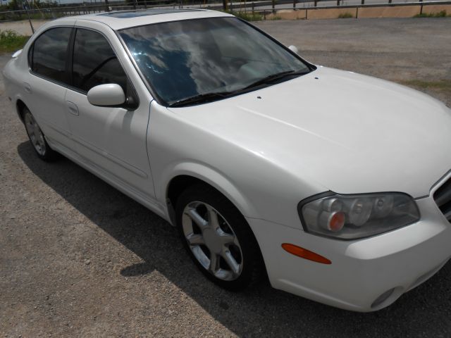 2003 Nissan Maxima SE