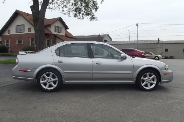 2003 Nissan Maxima SE