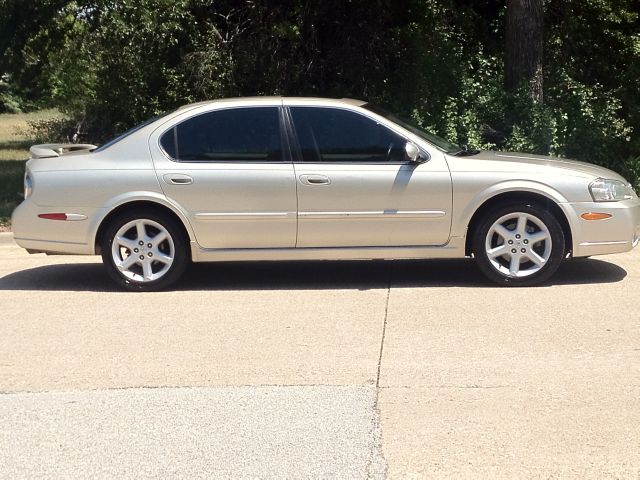 2003 Nissan Maxima SE