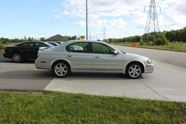 2003 Nissan Maxima SE