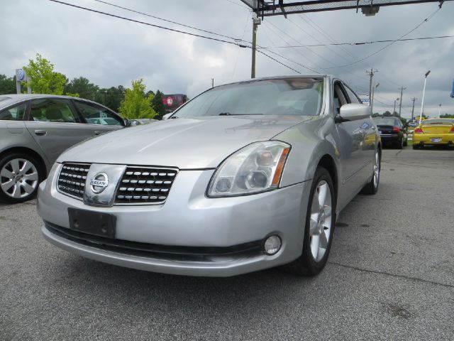 2004 Nissan Maxima SE