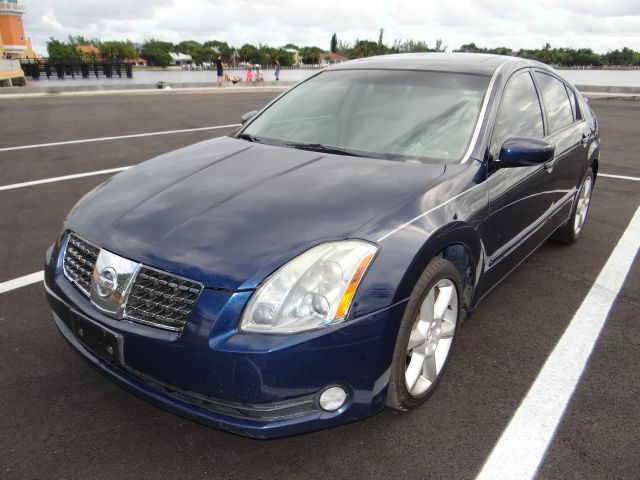 2004 Nissan Maxima SE