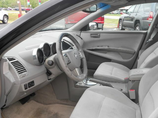 2004 Nissan Maxima SE