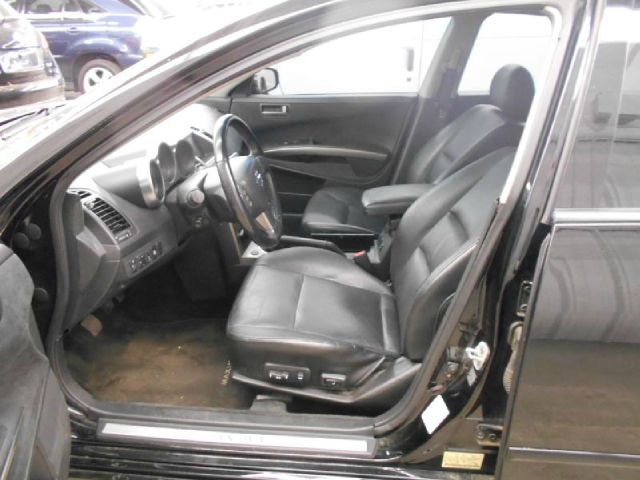 2004 Nissan Maxima SE