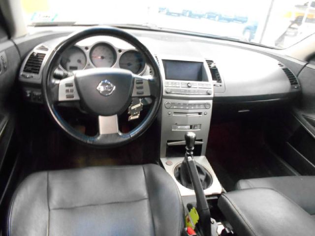 2004 Nissan Maxima SE