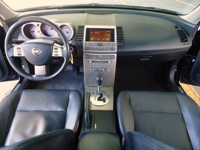 2004 Nissan Maxima LE